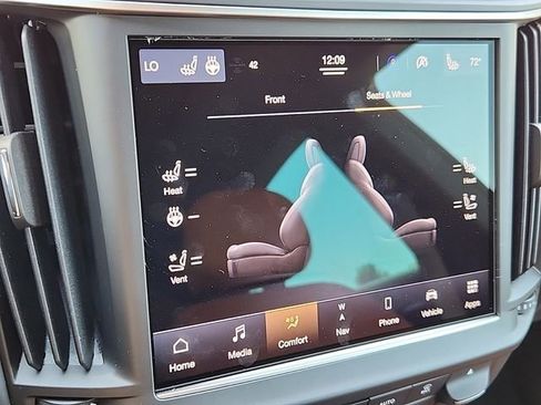 New 2023 Maserati Levante GT image 22