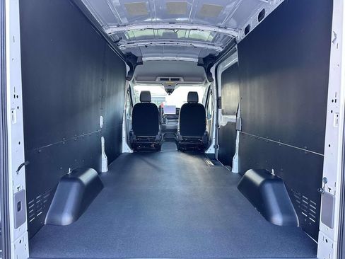 New 2026 Ford Transit 250 148 Medium Roof w/ Load Area Protection Package RWD image 9