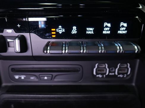Used 2019 RAM 1500 Limited AWD/4WD image 42