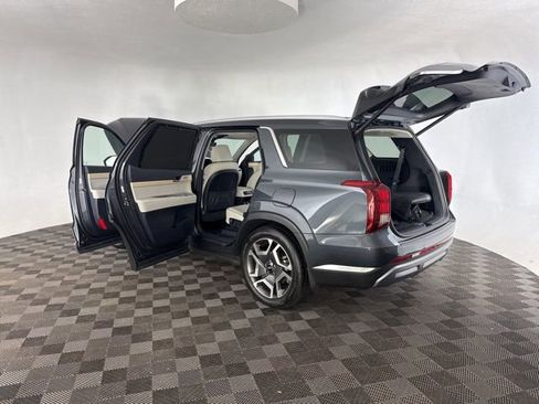 Used 2024 Hyundai Palisade Limited image 21