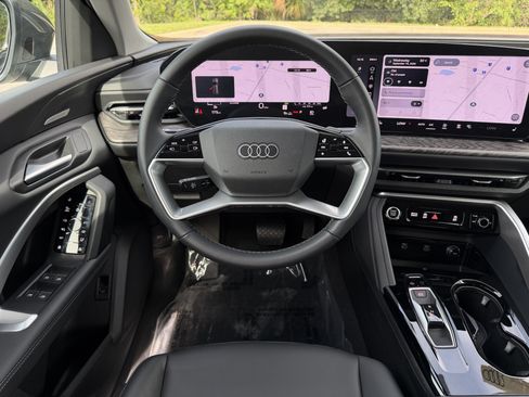 Used 2026 Audi Q5 Premium Plus AWD/4WD image 15
