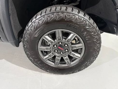Used 2024 GMC Sierra 1500 AT4X AWD/4WD image 13
