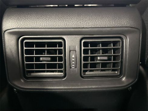 Certified 2024 Toyota RAV4 XLE AWD/4WD image 34