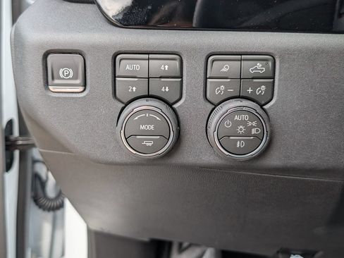 New 2026 Chevrolet Silverado 3500 LT w/ Convenience Package AWD/4WD image 14