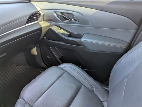 Used 2020 Chevrolet Traverse Premier image 14