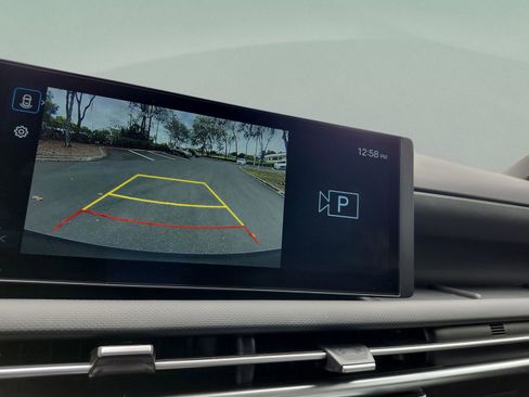 Certified 2025 Hyundai Santa Cruz SE FWD image 23