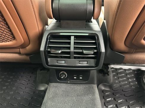 Used 2021 Audi Q3 2.0T Premium w/ Convenience Package image 27