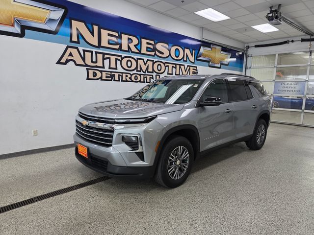 Used 2026 Chevrolet Traverse LT AWD/4WD image 1