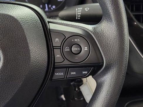 Used 2023 Toyota Corolla LE FWD image 25