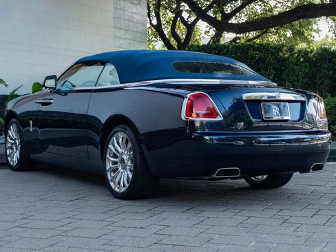 Certified 2020 Rolls-Royce Dawn RWD image 18