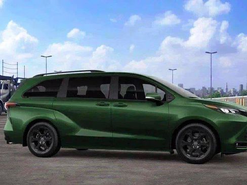 New 2026 Toyota Sienna XLE Woodland Edition AWD/4WD image 57