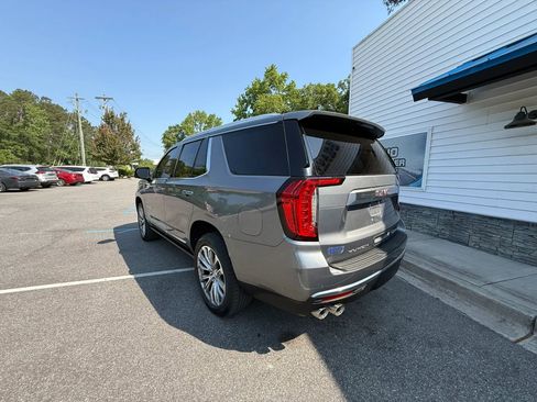 Used 2021 GMC Yukon Denali w/ Denali Premium Package RWD image 8