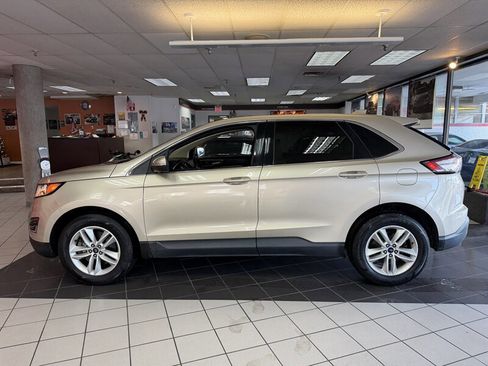 Used 2017 Ford Edge SEL w/ Equipment Group 201A image 2