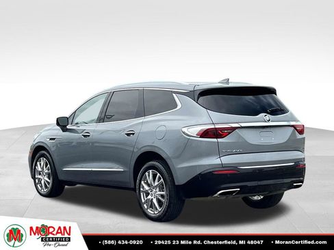 Used 2023 Buick Enclave Essence w/ Experience Buick Package FWD image 4