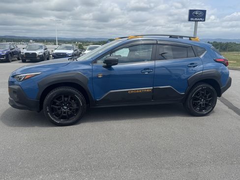 Certified 2024 Subaru Crosstrek 2.5i Wilderness w/ Crosstrek Mirror Package AWD/4WD image 7