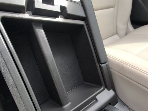 Used 2022 Buick Enclave Essence w/ Experience Buick Package image 20