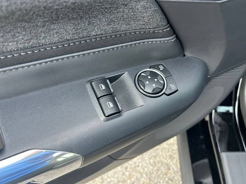 Used 2025 Ford Mustang GT RWD image 29