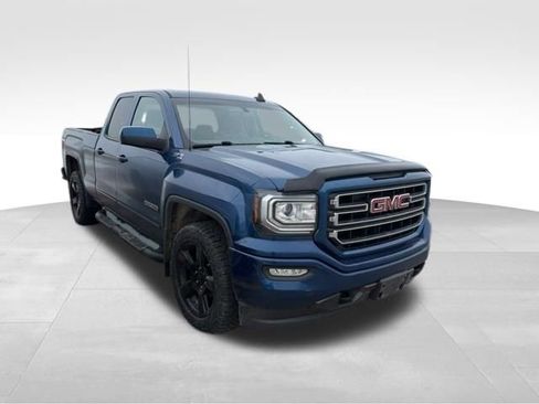 Used 2018 GMC Sierra 1500 SLE image 3