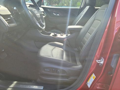 Used 2024 GMC Terrain Denali w/ Denali Premium Package AWD/4WD image 35