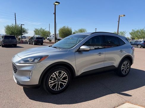 Used 2021 Ford Escape SEL AWD/4WD image 9