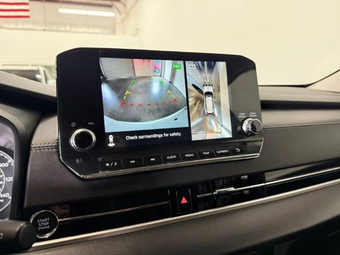 Used 2024 Mitsubishi Outlander SE FWD image 16