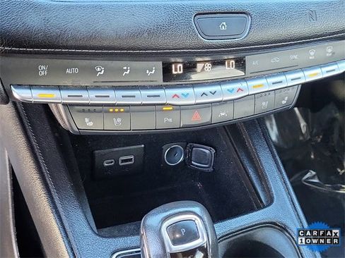 Used 2019 Cadillac XT4 Premium Luxury image 17