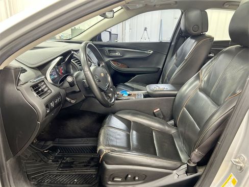 Used 2014 Chevrolet Impala LTZ image 19
