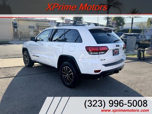 Used 2018 Jeep Grand Cherokee Trailhawk w/ Trailhawk Luxury Group AWD/4WD image 6