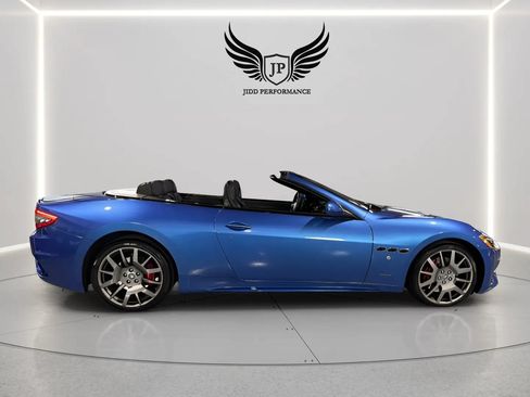 Used 2018 Maserati GranTurismo Sport RWD image 16