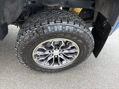 Used 2022 Chevrolet Colorado ZR2 AWD/4WD image 13