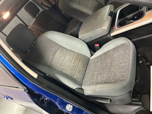 Used 2018 RAM 1500 Big Horn image 23