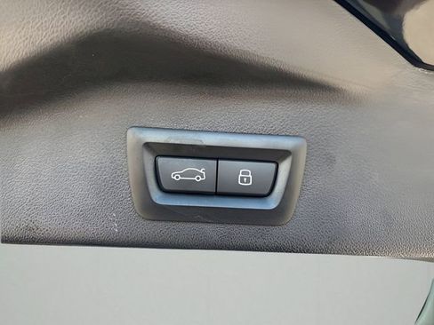 Used 2023 BMW X5 xDrive40i w/ Premium Package AWD/4WD image 37