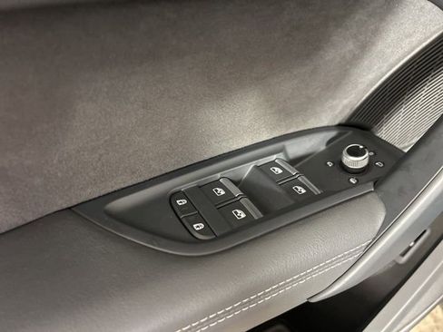 Used 2023 Audi SQ5 Premium Plus w/ Premium Plus Package image 18