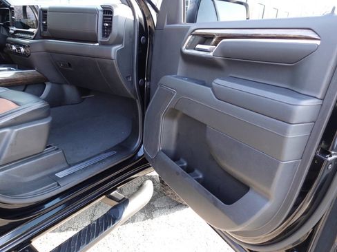 Used 2023 GMC Sierra 1500 Elevation w/ X31 Off-Road Package AWD/4WD image 37