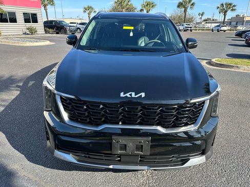 Used 2025 Kia Sorento S w/ Panoramic Sunroof Package image 9