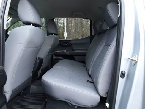 Used 2019 Toyota Tacoma SR5 image 12