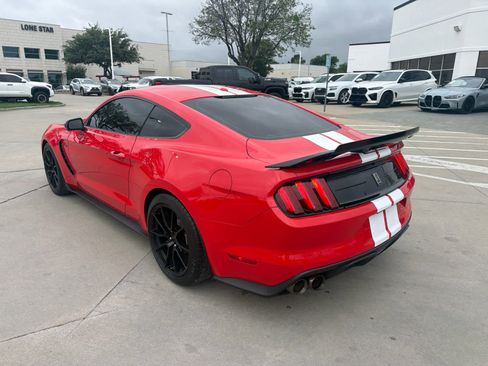 Used 2019 Ford Mustang Shelby GT350 w/ Technology Package image 3
