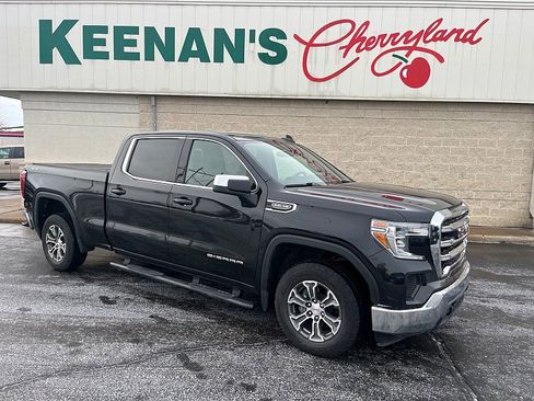 Used 2021 GMC Sierra 1500 SLE image 1