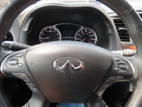 Used 2018 INFINITI QX60 Luxe w/ Deluxe Technology Package AWD/4WD image 16