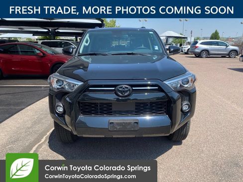 Used 2024 Toyota 4Runner SR5 Premium w/ Moonroof Package AWD/4WD image 2