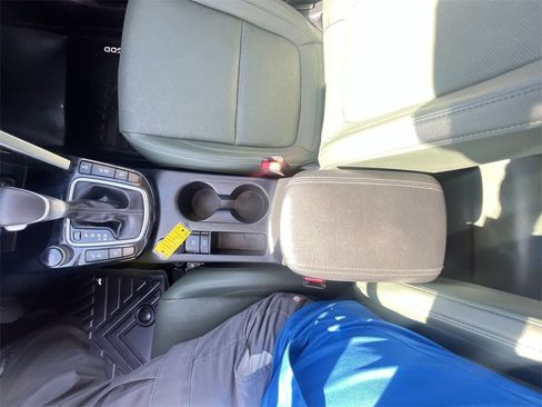 Used 2024 Kia Seltos SX w/ SX Sunroof Package image 21