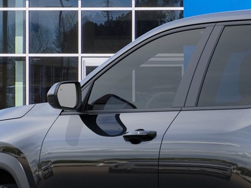 New 2026 Chevrolet Equinox LT FWD image 14