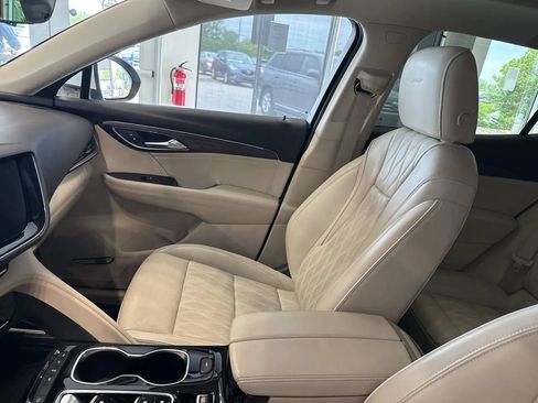 Used 2023 Buick Envision Avenir FWD image 30