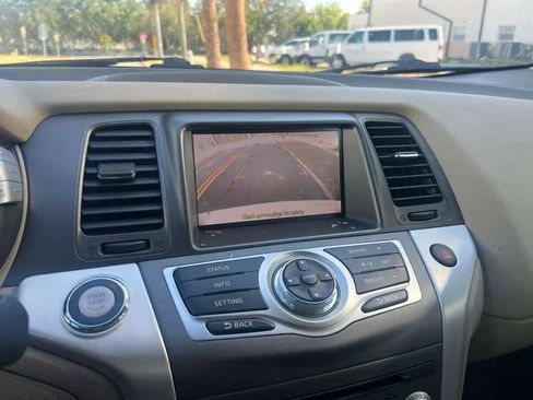 Used 2012 Nissan Murano SL FWD image 17