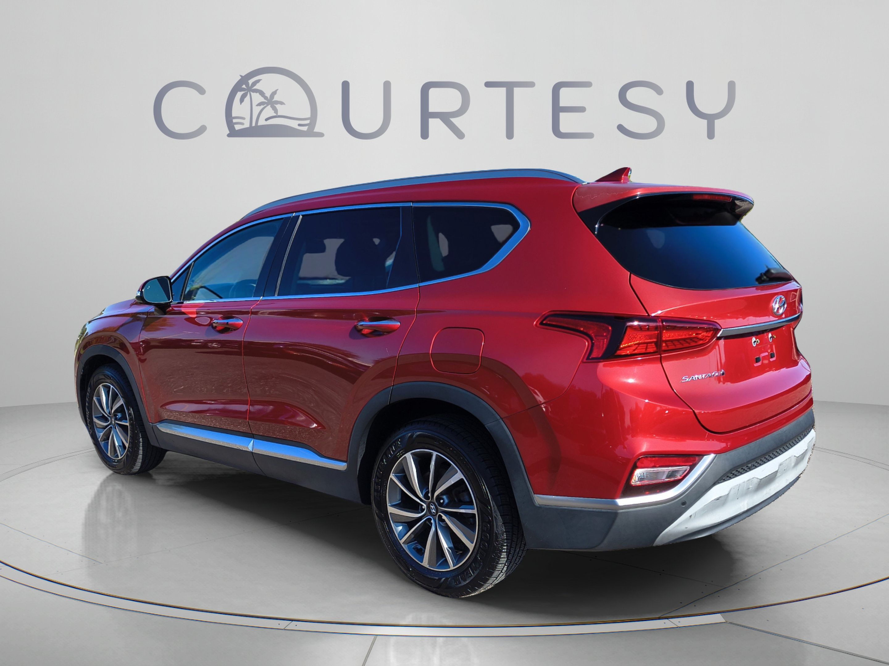 Used 2019 Hyundai Santa Fe FWD image 3