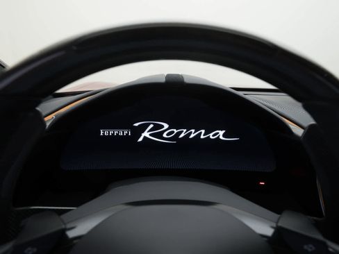 Certified 2022 Ferrari Roma image 11