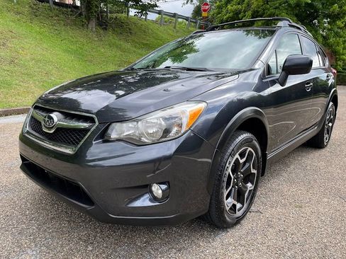 Used 2014 Subaru Crosstrek 2.0i Premium AWD/4WD image 32