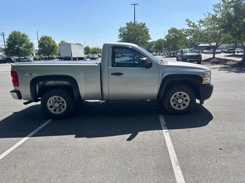 Used 2013 Chevrolet Silverado 1500 W/T AWD/4WD image 4