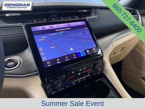 Certified 2025 Jeep Grand Cherokee Limited w/ Luxury Tech Group II AWD/4WD image 20