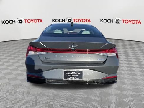 Used 2023 Hyundai Elantra Limited image 6